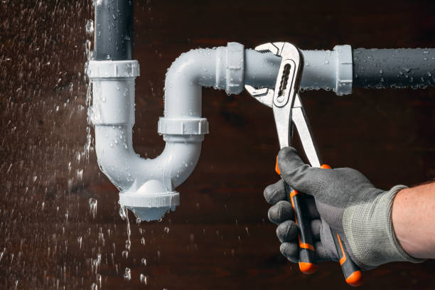 Professional Drain Cleaning technician working in Houston, MO